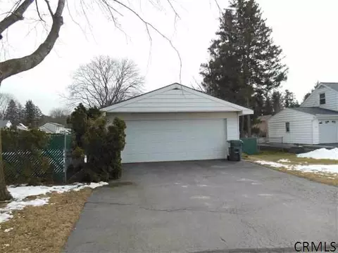 15 Droms Rd, Glenville, NY 12302 photo 3