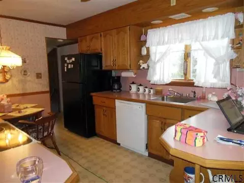 15 Droms Rd, Glenville, NY 12302 photo 9