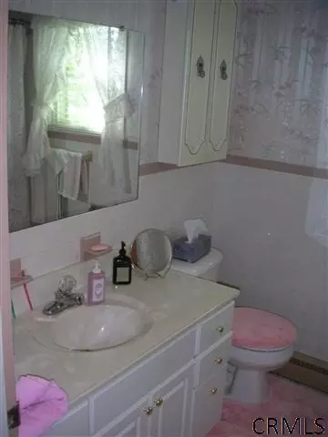 15 Droms Rd, Glenville, NY 12302 photo 8