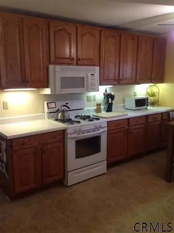 97 B Elsmere Ave, Delmar, NY 12054 photo 6