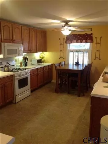 97 B Elsmere Ave, Delmar, NY 12054 photo 4
