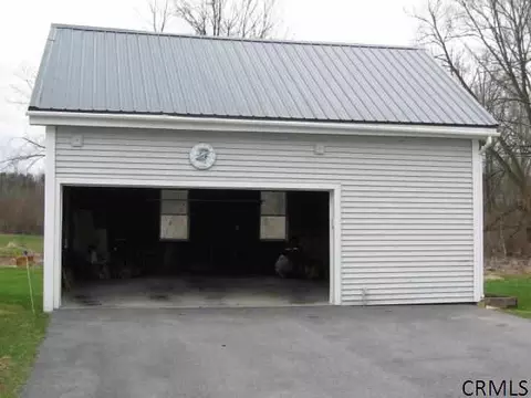 306 E Main St, Johnstown, NY 12095 photo 15