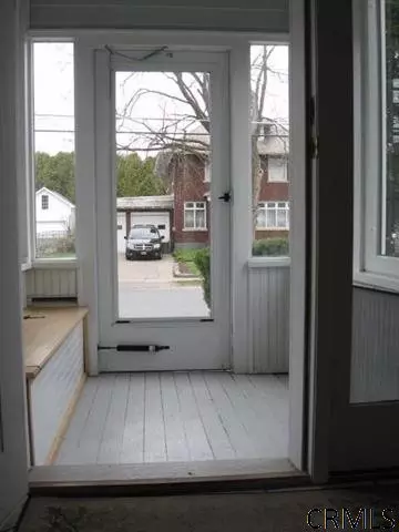 306 E Main St, Johnstown, NY 12095 photo 8