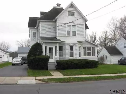 306 E Main St, Johnstown, NY 12095 photo 1