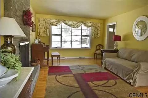 4 Salem Rd, Delmar, NY 12054 photo 5