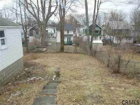 1069 Dean St, Schenectady, NY 12309 photo 13