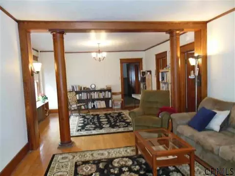 1069 Dean St, Schenectady, NY 12309 photo 3