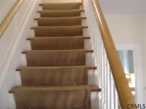 1074 Howard St, Schenectady, NY 12303 photo 9