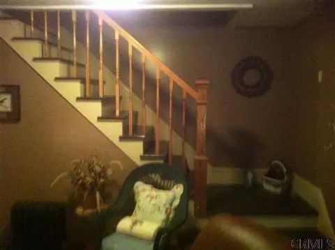 18 Eastholm Rd, Schenectady, NY 12304 photo 3