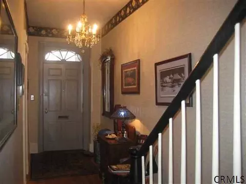 6 Front St, Schenectady, NY 12305 photo 2