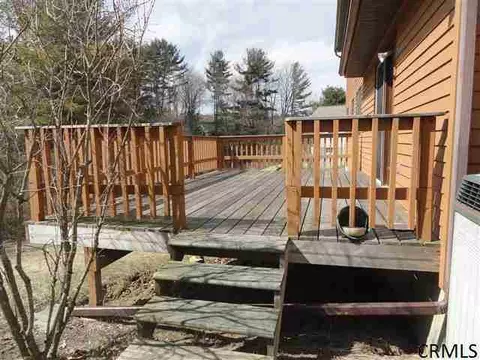 17 Wakefield Ct, Delmar, NY 12054 photo 20