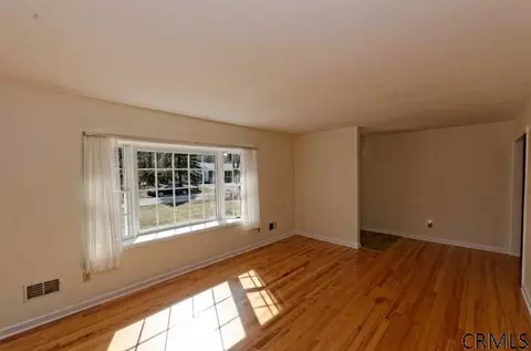 45 Stephens Ln, Schenectady, NY 12302 photo 13
