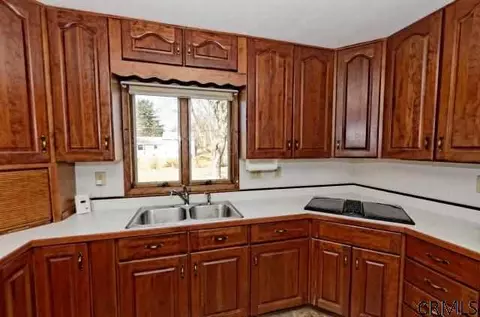 45 Stephens Ln, Schenectady, NY 12302 photo 8