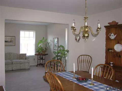 73 E Poplar Dr, Delmar, NY 12054 photo 3