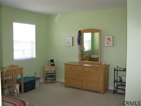 73 E Poplar Dr, Delmar, NY 12054 photo 17