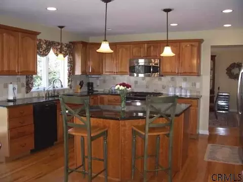41 Ginger Ter, Clifton Park, NY 12065 photo 3
