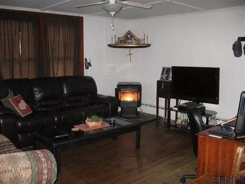 32 Upper Prospect St, Fonda, NY 12068 photo 10