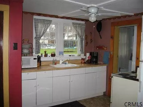 32 Upper Prospect St, Fonda, NY 12068 photo 7