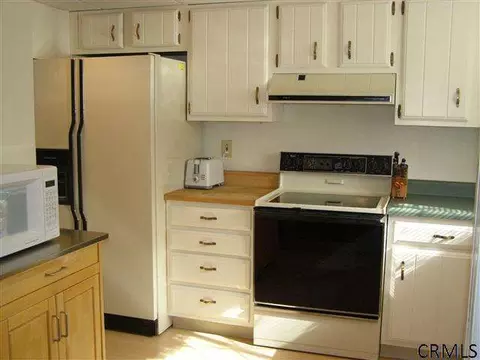 15 Leaf Rd, Delmar, NY 12054 photo 7