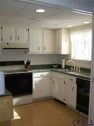 15 Leaf Rd, Delmar, NY 12054 photo 6