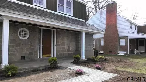 1190 Mcclellan St, Schenectady, NY 12309 photo 3