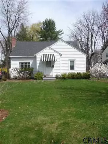 35 Nathaniel Blvd, Delmar, NY 12054 photo 1