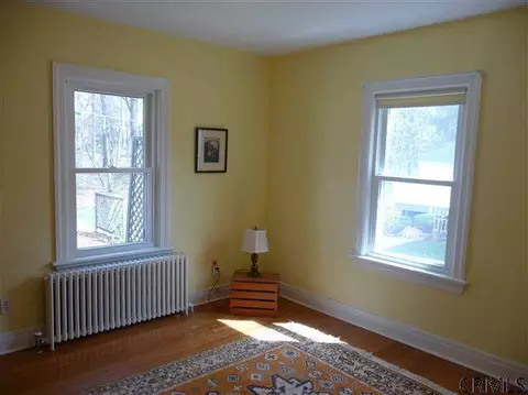 35 Nathaniel Blvd, Delmar, NY 12054 photo 8