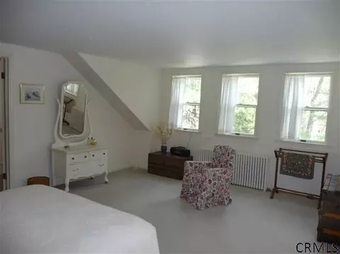 35 Nathaniel Blvd, Delmar, NY 12054 photo 15