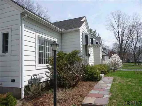 35 Nathaniel Blvd, Delmar, NY 12054 photo 23