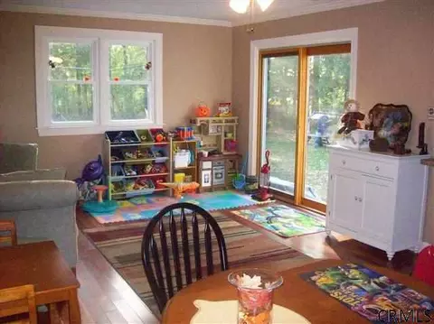 25 Murray Ave, Delmar, NY 12054 photo 6