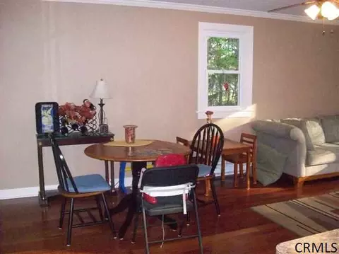 25 Murray Ave, Delmar, NY 12054 photo 5