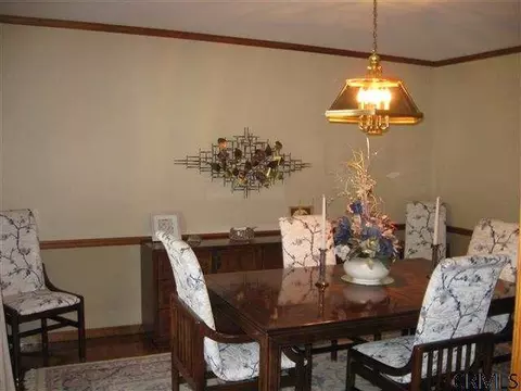 48 Middlesex Dr, Slingerlands, NY 12159 photo 5