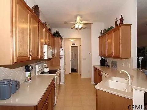 6 Dalton Ct, Delmar, NY 12054 photo 7