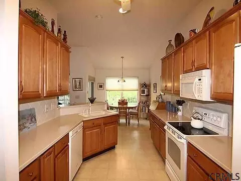 6 Dalton Ct, Delmar, NY 12054 photo 6