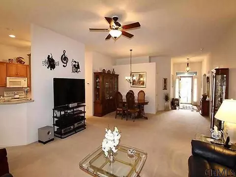 6 Dalton Ct, Delmar, NY 12054 photo 4