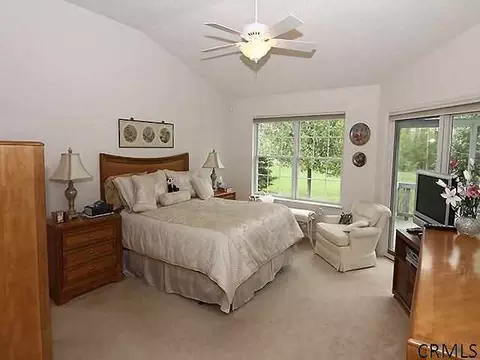 6 Dalton Ct, Delmar, NY 12054 photo 9