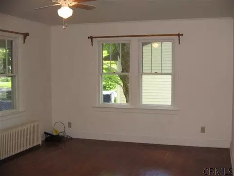 9 Mason Rd, Delmar, NY 12054 photo 6