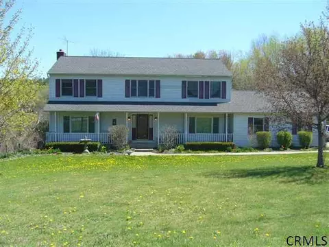 422 Deepkill Rd, Troy, NY 12182 photo 2