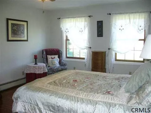 422 Deepkill Rd, Troy, NY 12182 photo 14