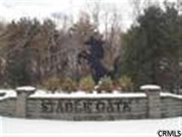 1 R100 Paddock Cir, Schenectady, NY 12306 photo 3