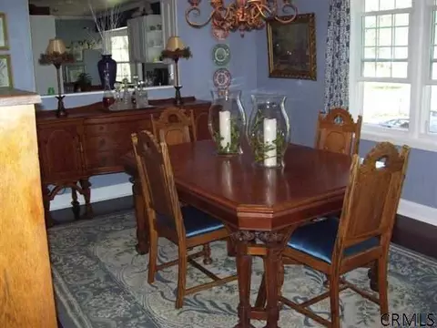 91 Willow St, Guilderland, NY 12084 photo 7