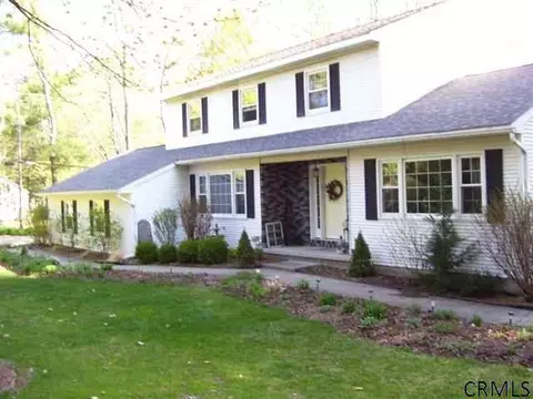 91 Willow St, Guilderland, NY 12084 photo 1