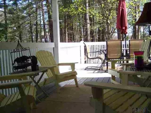 91 Willow St, Guilderland, NY 12084 photo 15