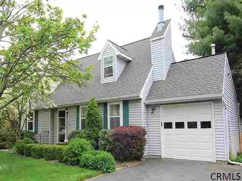 63 Manor Dr, Glenmont, NY 12077 photo 1