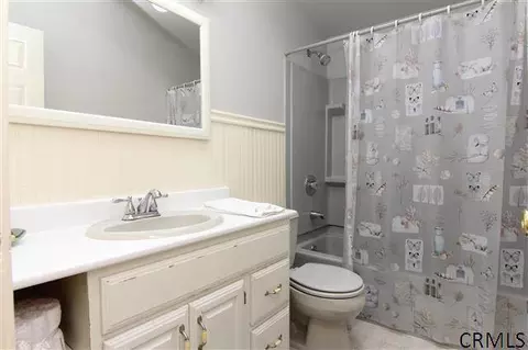 63 Manor Dr, Glenmont, NY 12077 photo 20