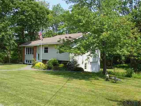 17 Upper Parker Rd, Selkirk, NY 12158 photo 3