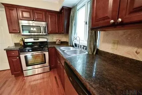 4 South Ave, East Glenville, NY 12008 photo 5