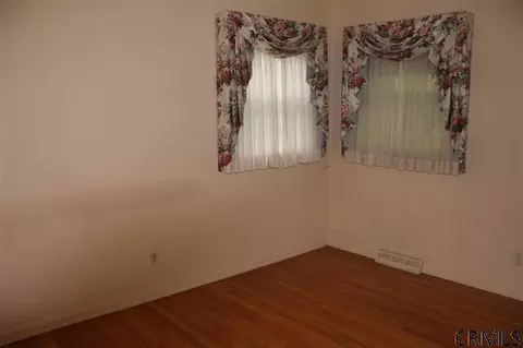 1216 Hendrickson Ave, Schenectady, NY 12309 photo 12