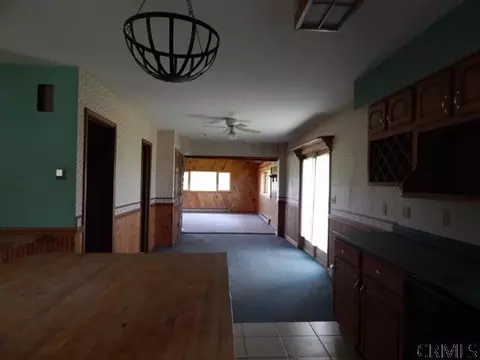 482 Hilltop Rd, Sprakers, NY 12166 photo 8