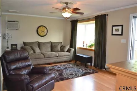 514 Chiswell Rd, Schenectady, NY 12304 photo 7